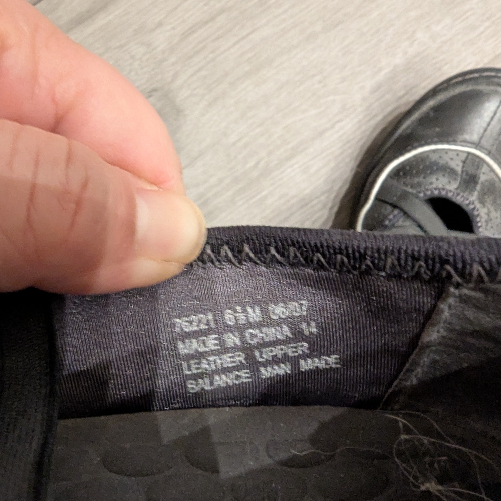 Ryka Black Athletic Shoes - Picture 2 of 3